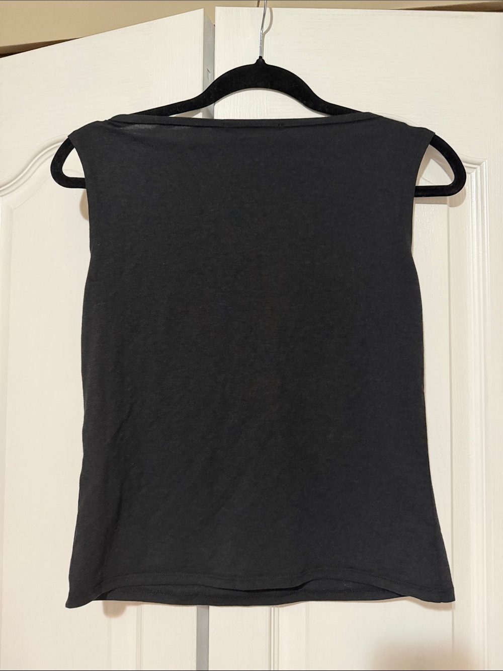 Plenty Monk & Lou Black Boatneck Sleeveless Tank M NWT - Picture 3 of 3